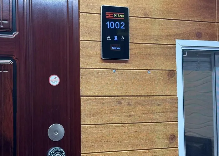 Hotel Pick. Solo Or Group, Private Rooms, Free Coffee Chicago